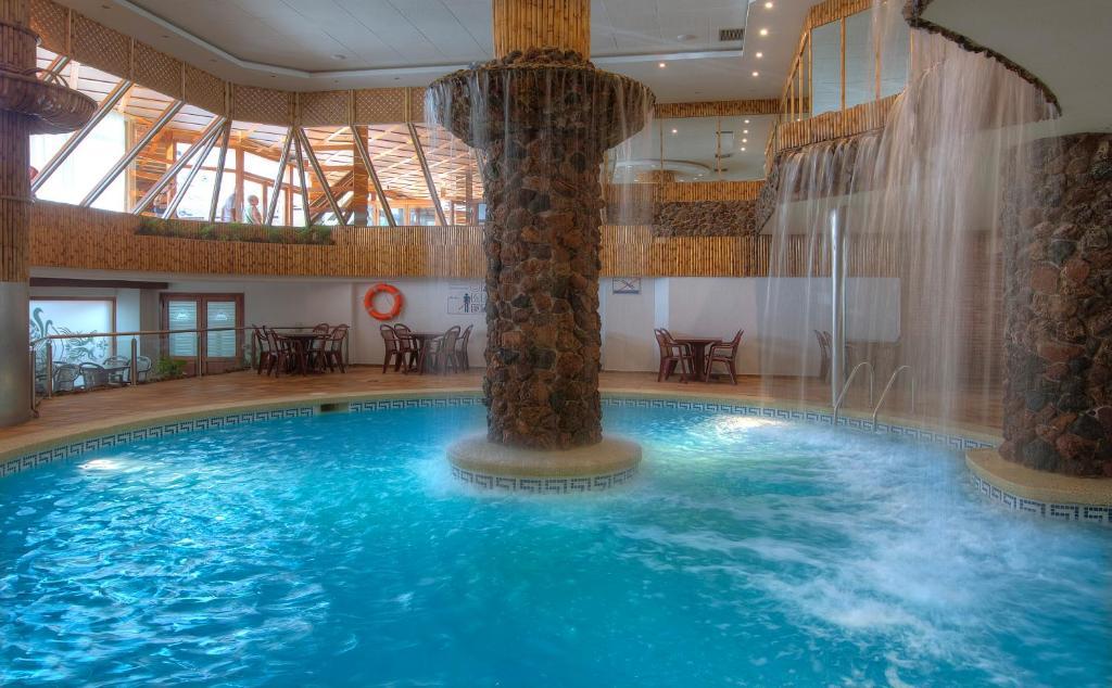 Hotel Indalo Park Santa Susana